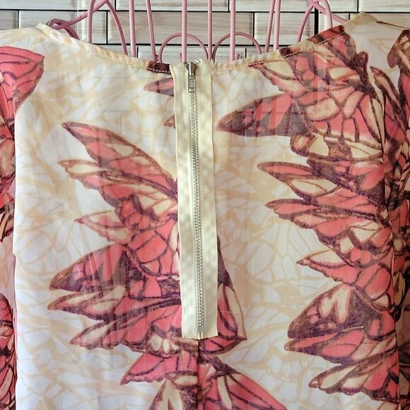 Charlotte Russe butterfly print blouse Size L - Picture 5 of 5